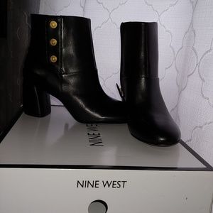 Ankle boots